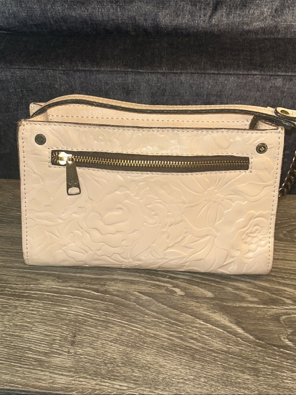 Patricia Nash Embossed Floral Crossbody Bag in Light Cream